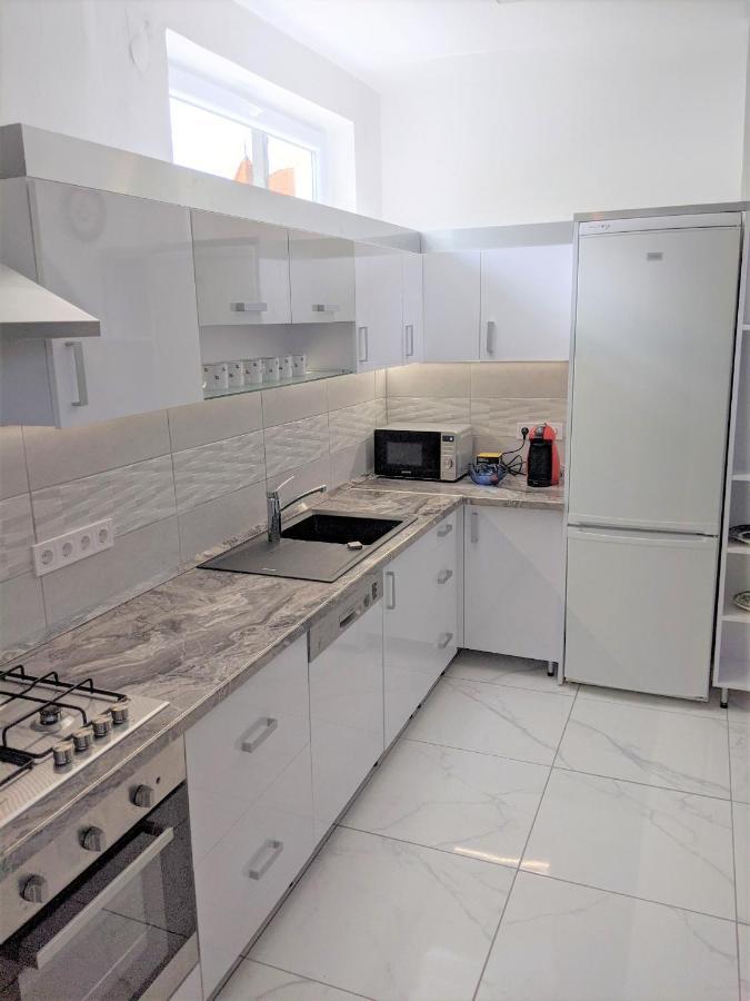 Marica Apartman Балатонфеньвеш Екстер'єр фото